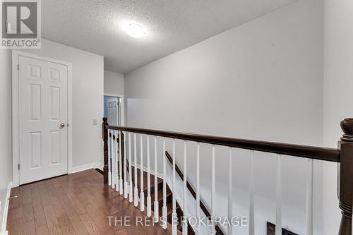 64 Hunterswood Crescent, Ottawa, ON - Indoor Photo Showing Other Room