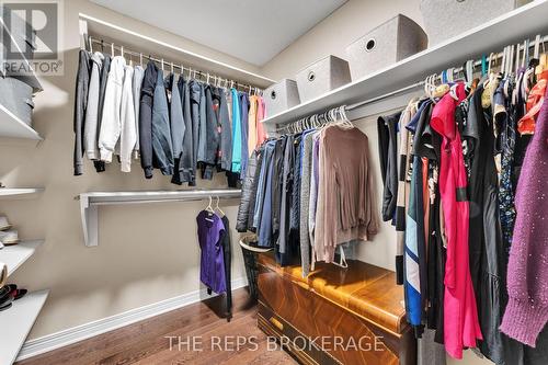 64 Hunterswood Crescent, Ottawa, ON - Indoor With Storage