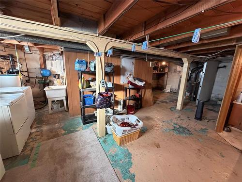 38 Main Street, Kleefeld, MB - Indoor