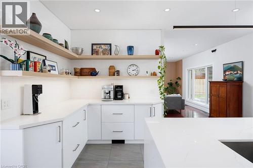 1061 Summit Ridge Drive, Oakville, ON - Indoor Photo Showing Other Room