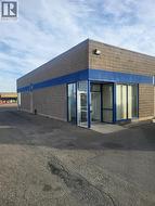 1276 3 Avenue S  Lethbridge, AB T1J 0J9