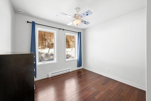 Chambre à coucher - 750 Rue De Plaisance, Sainte-Adèle, QC - Indoor Photo Showing Other Room