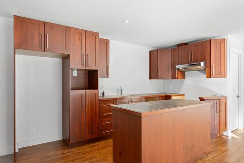 Logement - 750 Rue De Plaisance, Sainte-Adèle, QC - Indoor Photo Showing Kitchen