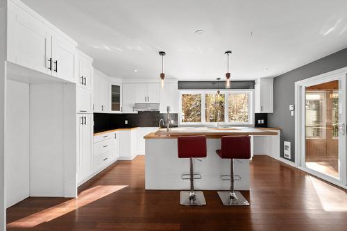 Cuisine - 750 Rue De Plaisance, Sainte-Adèle, QC - Indoor Photo Showing Kitchen With Upgraded Kitchen