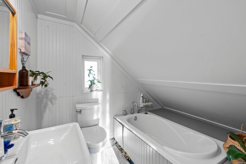 Salle de bains - 107 Rue Féré, Saint-Eustache, QC - Indoor Photo Showing Bathroom