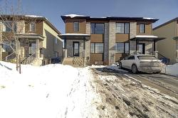 243 Rue Victor-Bourgeau  Varennes, QC J3X 0E3