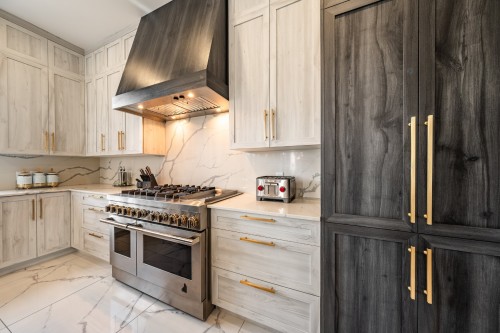 Kitchen - 38 Rue De L'Oiselet, Carignan, QC - Indoor Photo Showing Kitchen