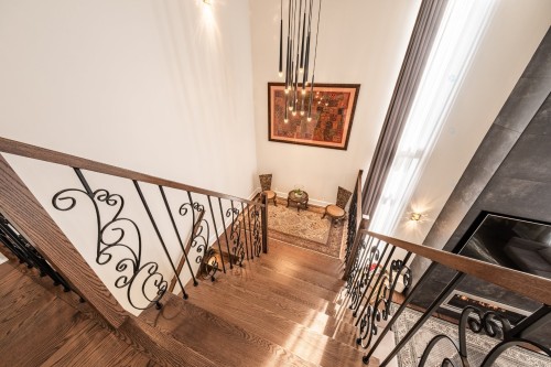 Staircase - 38 Rue De L'Oiselet, Carignan, QC - Indoor Photo Showing Other Room