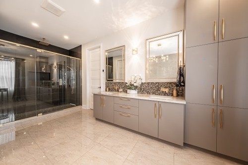 Master Bathroom - 38 Rue De L'Oiselet, Carignan, QC - Indoor