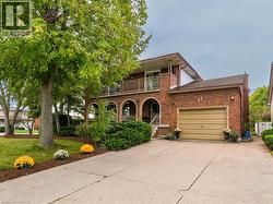 57 NEIL Avenue  Stoney Creek, ON L8G 2N1