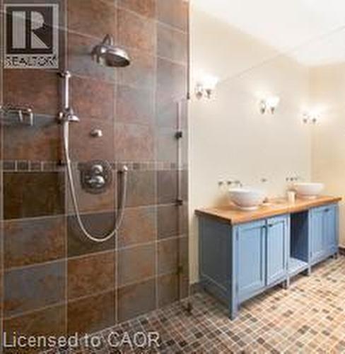 3749 Walker Road, Lincoln, ON 