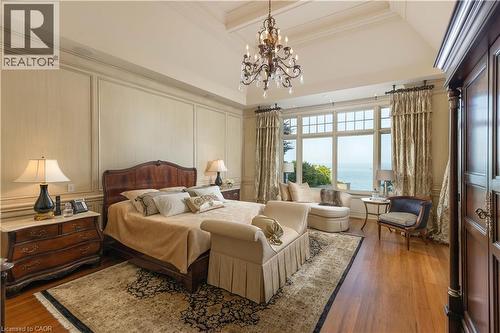 2054 Lakeshore Road E, Oakville, ON - Indoor Photo Showing Bedroom