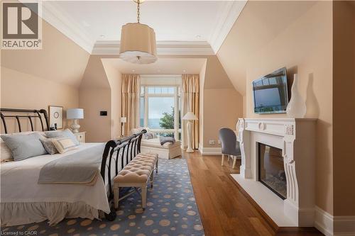 2054 Lakeshore Road E, Oakville, ON - Indoor Photo Showing Bedroom With Fireplace