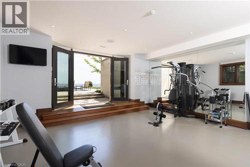 2054 Lakeshore Road E, Oakville, ON - Indoor Photo Showing Gym Room