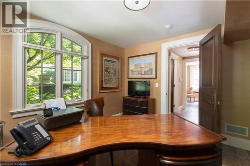 2054 Lakeshore Road E, Oakville, ON - Indoor