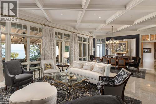 2054 Lakeshore Road E, Oakville, ON - Indoor Photo Showing Living Room