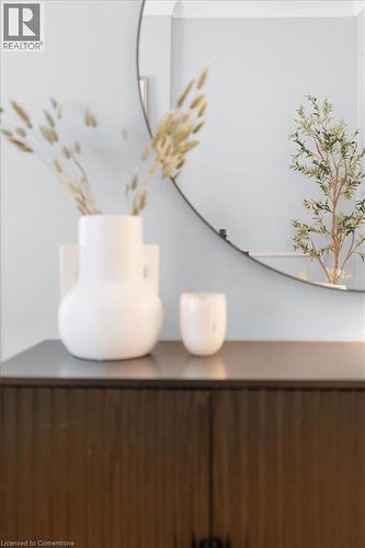 263 Mary Street, Hamilton, ON - Indoor Photo Showing Other Room