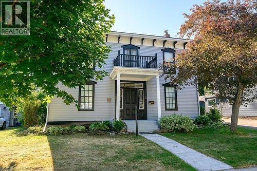 23 MOUNTAIN Street  Grimsby, ON L3M 3J9