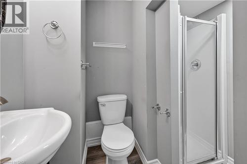 188 Stinson Street, Hamilton, ON - Indoor Photo Showing Bathroom