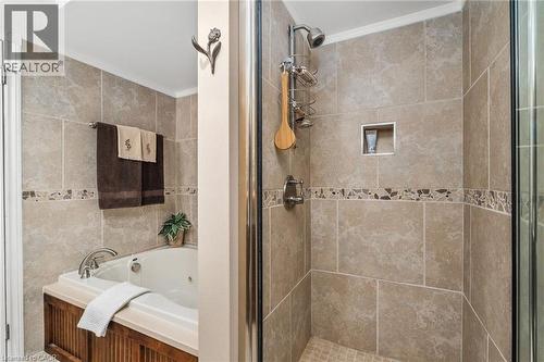 131 Grandview Hilltop Drive Unit# 1, Huntsville, ON - Indoor Photo Showing Bathroom