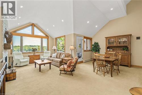 131 Grandview Hilltop Drive Unit# 1, Huntsville, ON - Indoor Photo Showing Living Room