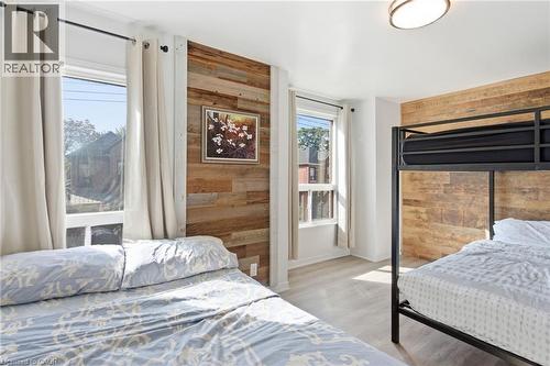 97 Francis Street, Hamilton, ON - Indoor Photo Showing Bedroom