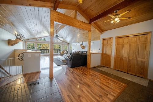 8796 Colony Road, Wardner, BC - Indoor Photo Showing Other Room