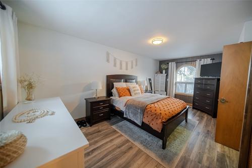 8796 Colony Road, Wardner, BC - Indoor Photo Showing Bedroom