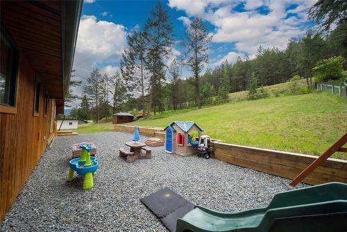 8796 Colony Road, Wardner, BC - Outdoor