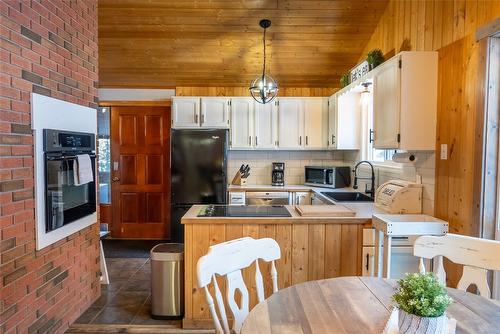 8796 Colony Road, Wardner, BC - Indoor