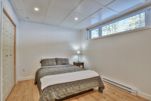 Chambre à coucher - 479 Ch. Du Lac-Des-Cornes, Chute-Saint-Philippe, QC - Indoor Photo Showing Bedroom