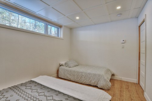 Chambre à coucher - 479 Ch. Du Lac-Des-Cornes, Chute-Saint-Philippe, QC - Indoor Photo Showing Bedroom