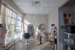 A-4813 Boul. St-Charles  Montréal (Pierrefonds-Roxboro), QC H9H 3C7