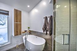Ensuite bathroom - 