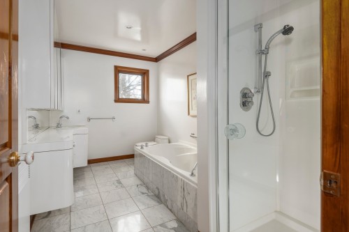 Salle de bains - 468 Rue Lakeshore, Beaconsfield, QC - Indoor Photo Showing Bathroom