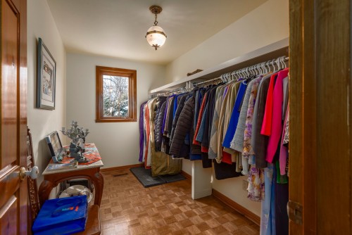 Penderie (Walk-in) - 468 Rue Lakeshore, Beaconsfield, QC - Indoor With Storage