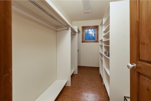 Penderie (Walk-in) - 468 Rue Lakeshore, Beaconsfield, QC - Indoor Photo Showing Other Room