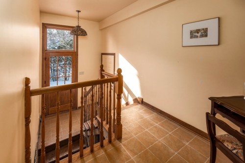 Escalier - 468 Rue Lakeshore, Beaconsfield, QC - Indoor Photo Showing Other Room