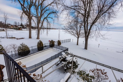 Vue sur l'eau - 468 Rue Lakeshore, Beaconsfield, QC - Outdoor With View