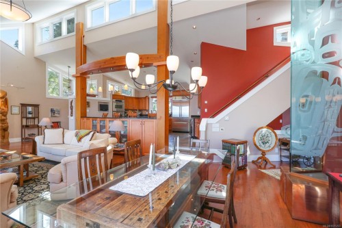 6520 Eagles Dr, Courtenay, BC 