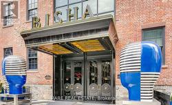 1302 - 88 BLUE JAYS WAY  Toronto, ON M5V 0L7