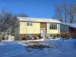 5 Nausett Crescent  None, NS B2W 5A2