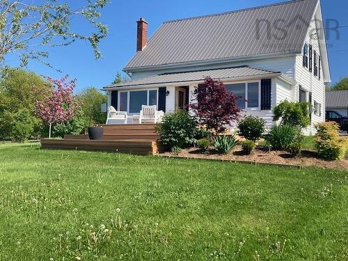 676 Highway 201, Moschelle, NS 