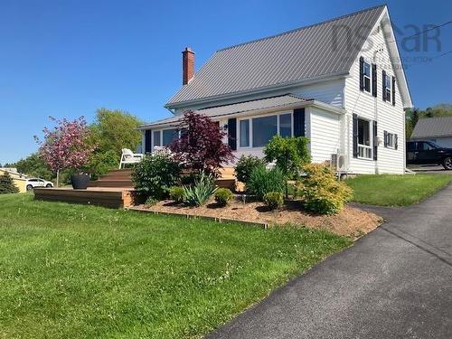 676 Highway 201, Moschelle, NS 
