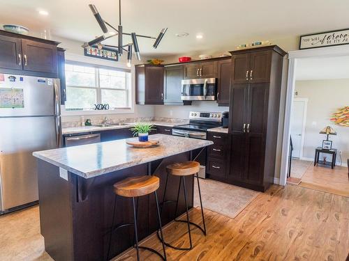 18 Shore Rd E, Hampton, PE 