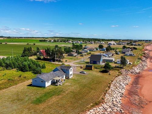 18 Shore Rd E, Hampton, PE 