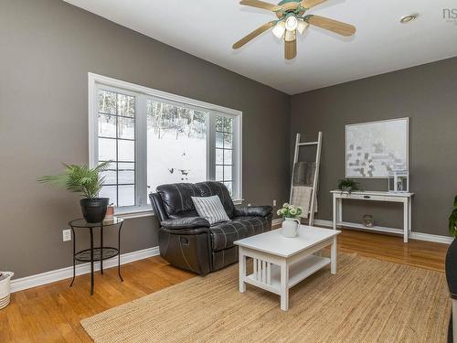 19 Newport Drive, Fall River, NS 