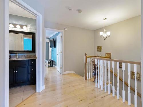 92 Russell Lake Drive, Dartmouth, NS 