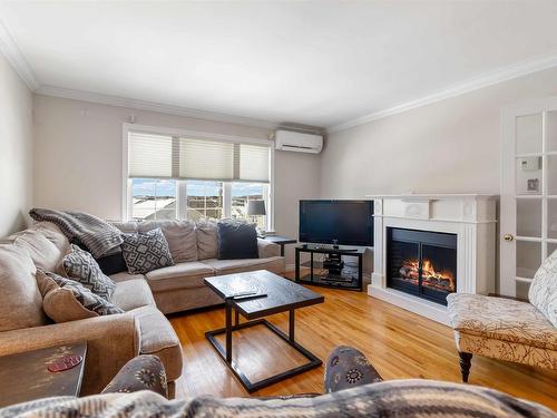 92 Russell Lake Drive, Dartmouth, NS 