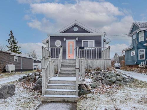 366 Whitney Avenue  Sydney, NS B1P 5A7